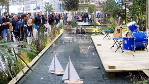 Dans le cadre du Salon Paysalia 2019, le jury du Carré des jardiniers  a sacré Laurent Gras comme Maître jardinier avec son jardin sur la thématique « La place du village ». ©F.Arnould